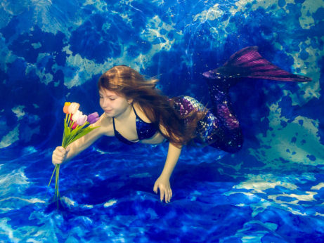 Focení pod vodou v kostýmu mořské panny